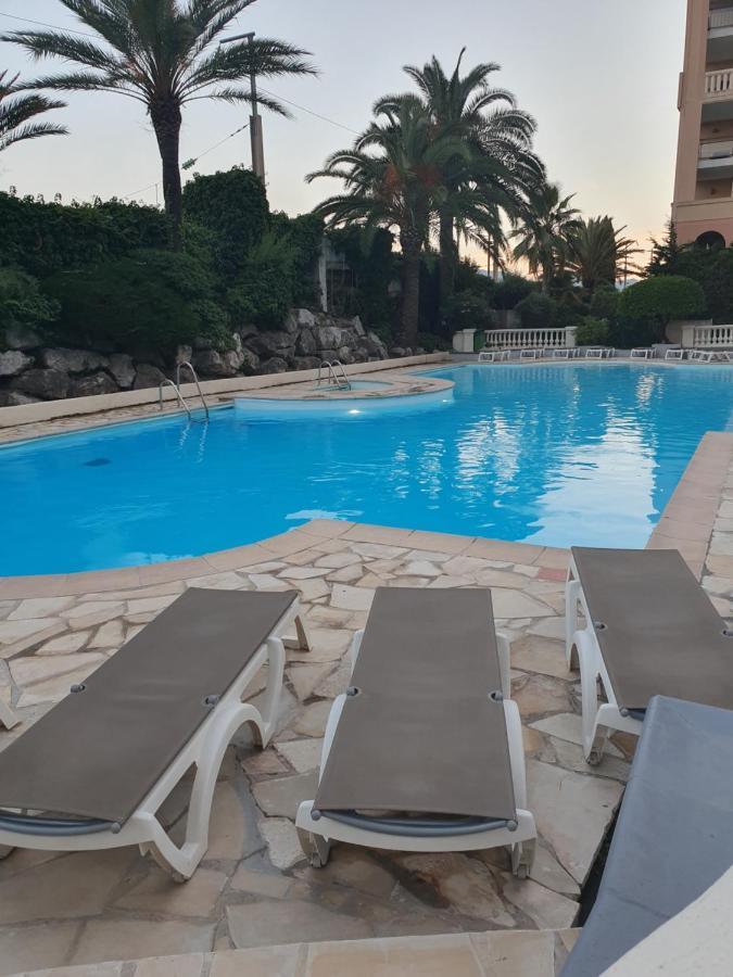 Appartement En Bord De Mer Канны Экстерьер фото