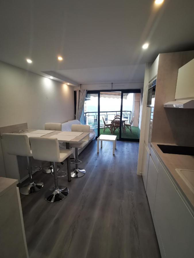 Appartement En Bord De Mer Канны Экстерьер фото